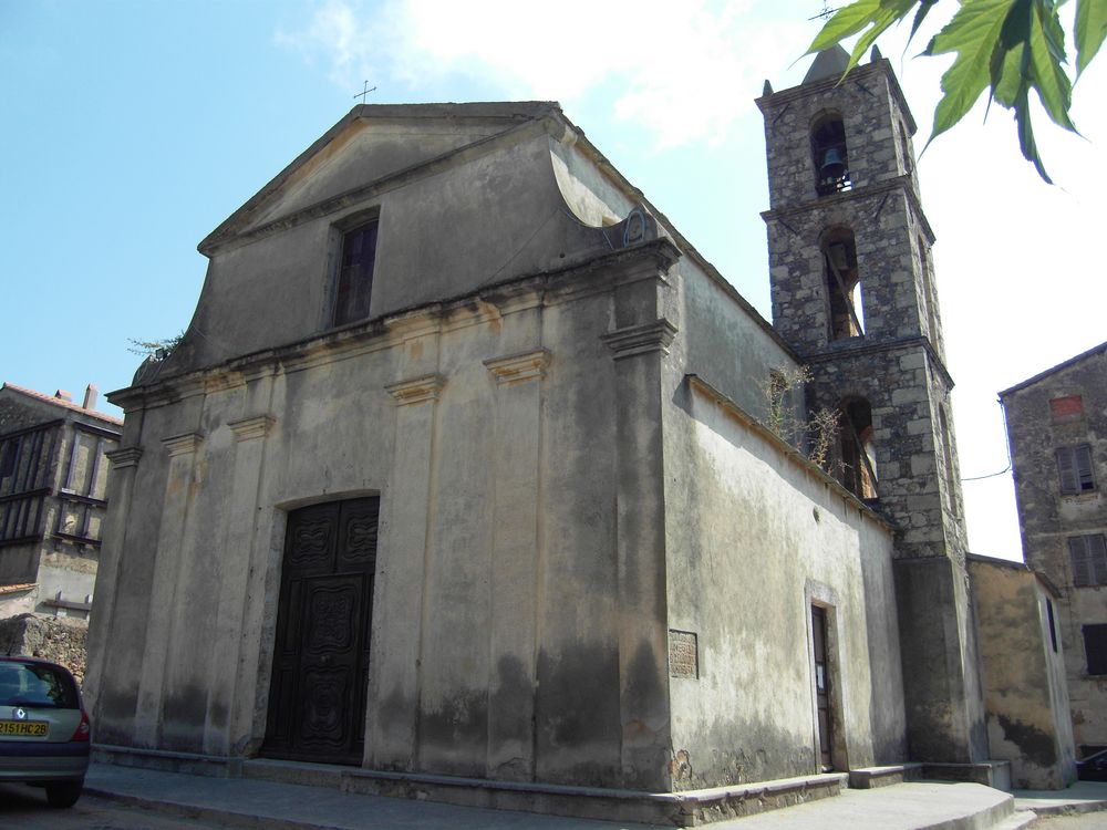 010 - eglise d-Aleria (face au musee) 2.JPG